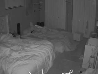 voyeurcam-house-charleys-room