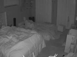 voyeurcam-house-charleys-room