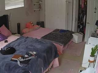 voyeurcam-house-charleys-room