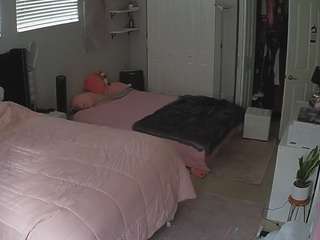 voyeurcam-house-charleys-room