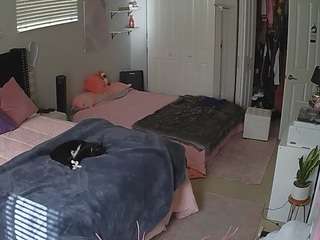 voyeurcam-house-charleys-room