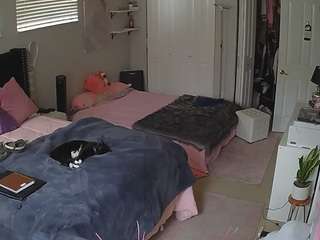 voyeurcam-house-charleys-room