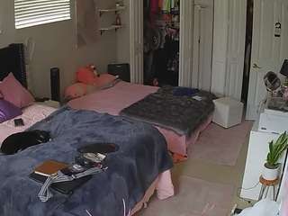 voyeurcam-house-charleys-room