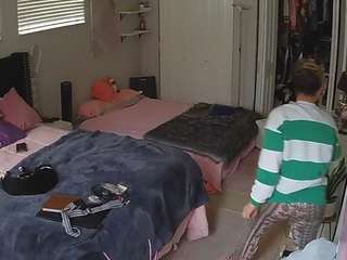 voyeurcam-house-charleys-room
