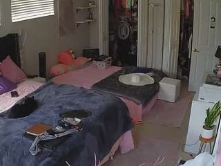 voyeurcam-house-charleys-room