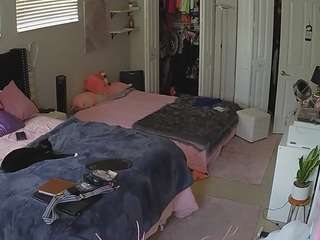 voyeurcam-house-charleys-room
