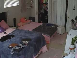 voyeurcam-house-charleys-room