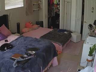 voyeurcam-house-charleys-room