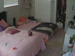 voyeurcam-house-charleys-room
