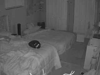 voyeurcam-house-charleys-room