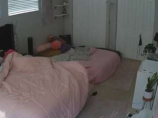 voyeurcam-house-charleys-room