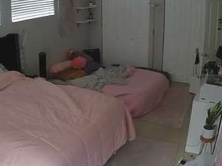 voyeurcam-house-charleys-room