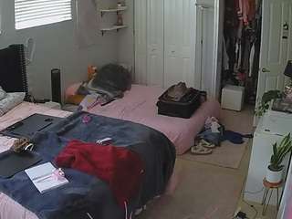 voyeurcam-house-charleys-room