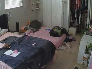 voyeurcam-house-charleys-room webcam