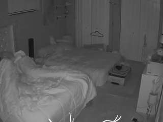 voyeurcam-house-charleys-room