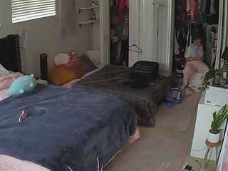 voyeurcam-house-charleys-room