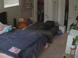 voyeurcam-house-charleys-room