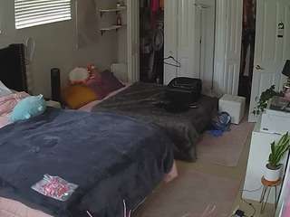 voyeurcam-house-charleys-room