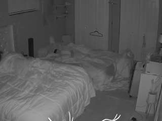 voyeurcam-house-charleys-room