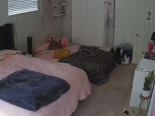 voyeurcam-house-charleys-room