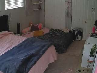 voyeurcam-house-charleys-room