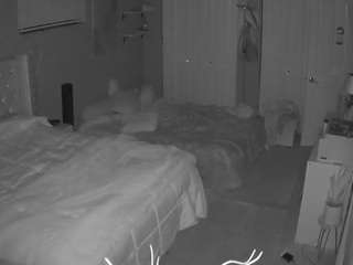 voyeurcam-house-charleys-room