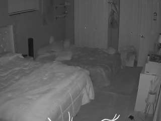 voyeurcam-house-charleys-room