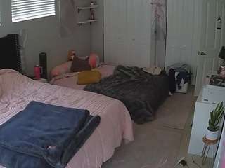 voyeurcam-house-charleys-room