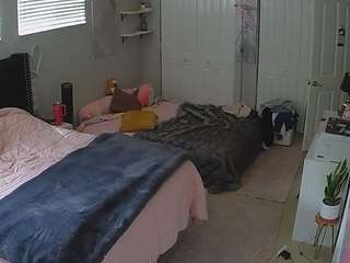 voyeurcam-house-charleys-room