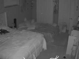 voyeurcam-house-charleys-room