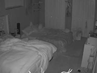 voyeurcam-house-charleys-room