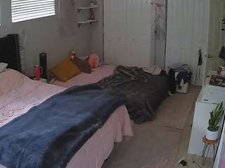 voyeurcam-house-charleys-room