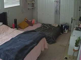 voyeurcam-house-charleys-room