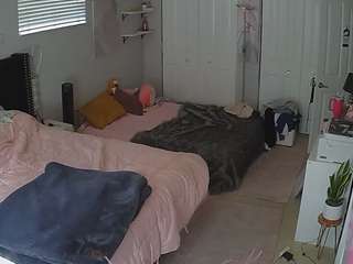 voyeurcam-house-charleys-room
