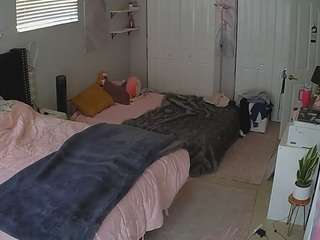 voyeurcam-house-charleys-room webcam