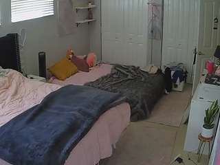 voyeurcam-house-charleys-room webcam