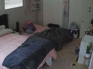 voyeurcam-house-charleys-room webcam