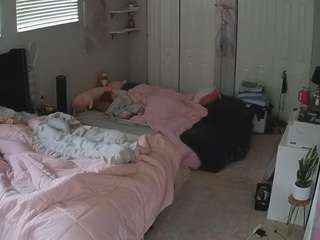 voyeurcam-house-charleys-room