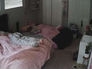 voyeurcam-house-charleys-room