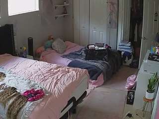 voyeurcam-house-charleys-room webcam