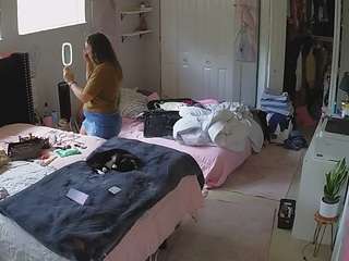 voyeurcam-house-charleys-room webcam
