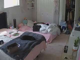 voyeurcam-house-charleys-room webcam