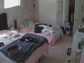voyeurcam-house-charleys-room webcam
