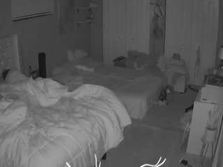 voyeurcam-house-charleys-room