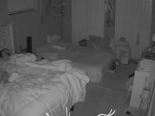 voyeurcam-house-charleys-room