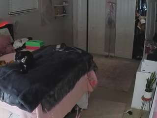 voyeurcam-house-charleys-room webcam