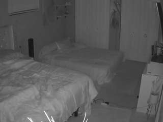 voyeurcam-house-charleys-room