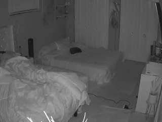 voyeurcam-house-charleys-room