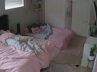 voyeurcam-house-charleys-room