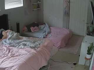 voyeurcam-house-charleys-room webcam